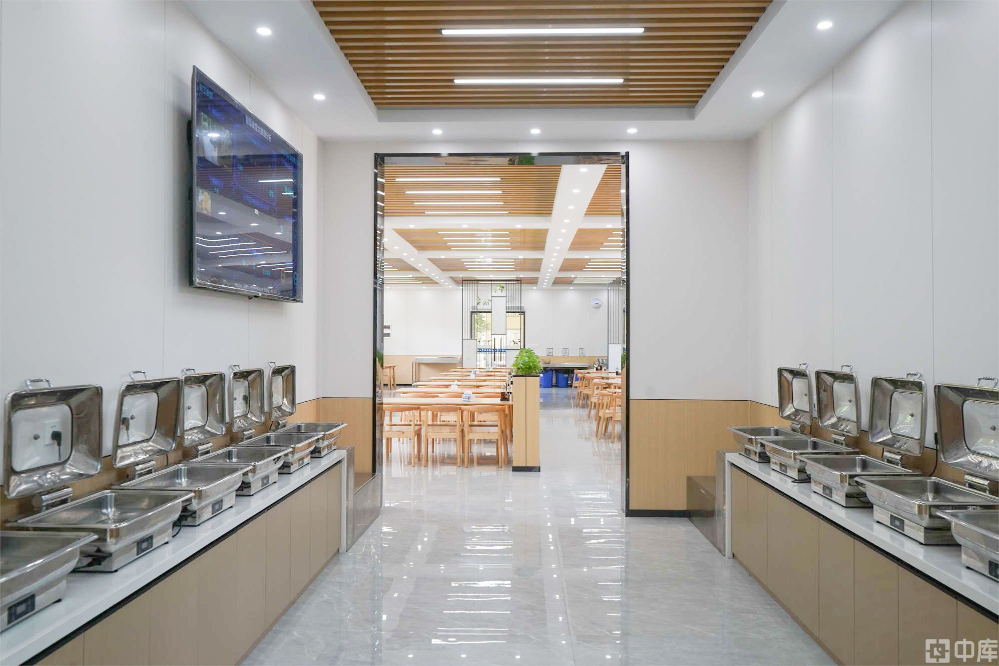 自助取餐区